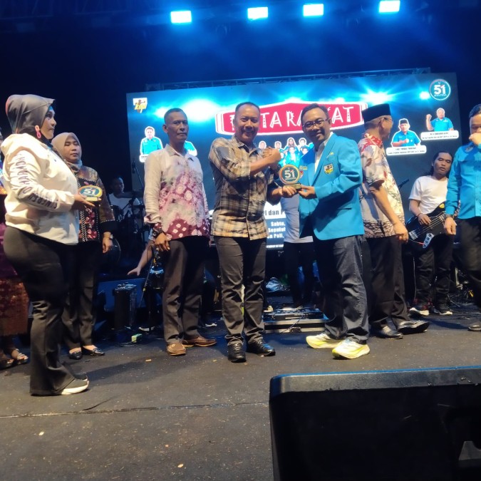 Kapolres Pali Terima Penghargaan dari KNPI