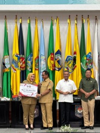Sukses Kendalikan Inflasi, Bupati Musi Rawas Hj Ratna Machmud dapat Insentif Fiskal