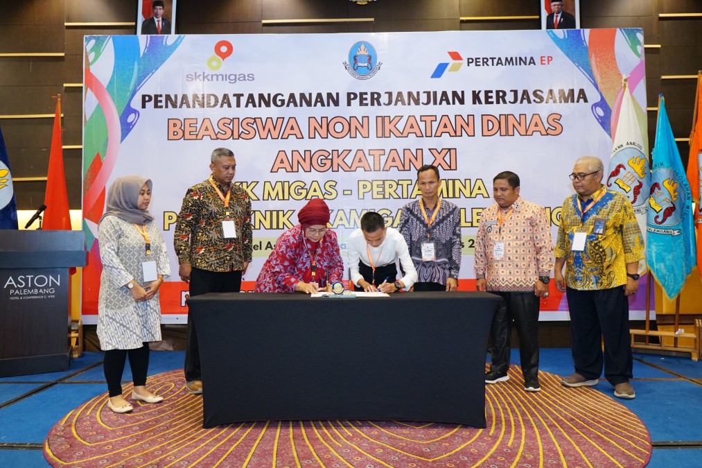 Penandatanganan Perjanjian Beasiswa Politeknik Akamigas Palembang dan Pertamina Hulu Rokan Zona 4