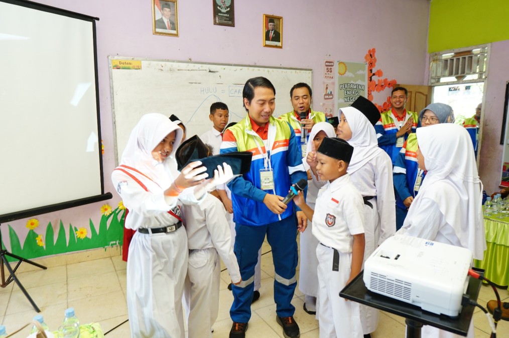 Siapkan Generasi Emas, Pertamina Energi Negeri (PEN) 7.0 Membangun Semangat Baru di SD N 2 Lembak