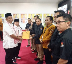 Berkas Pendaftaran ROIS Diterima KPU Lubuklinggau, Rodi : Kami Bukan Generasi Dinasti Tapi Pejuang