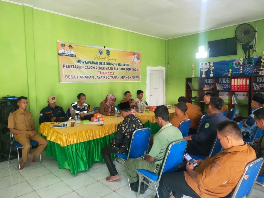 Polsek Tanah Abang Hadiri Penetapan Penerima BLT DD 2024