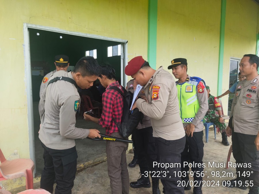 Hari ke Tiga Pleno, Polres Musi Rawas terus Lakukan Pengamanan Rekapitulasi di PPK secara Ketat