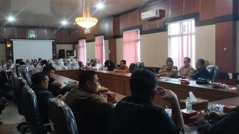Tak Masuk Usulan PPPK Paruh Waktu, Puluhan Honorer Non Database Ngadu ke DPRD